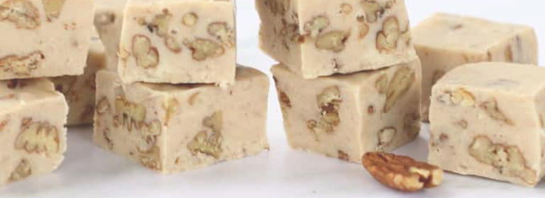 White Maple Praline Fudge | La Ferme Martinette | Maple Recipe